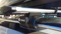 Багажник на крышу Thule Wing bar с аэродинамическими поперечинами для JMC Landwind 5d кроссовер  (05-15) на  рейлинги